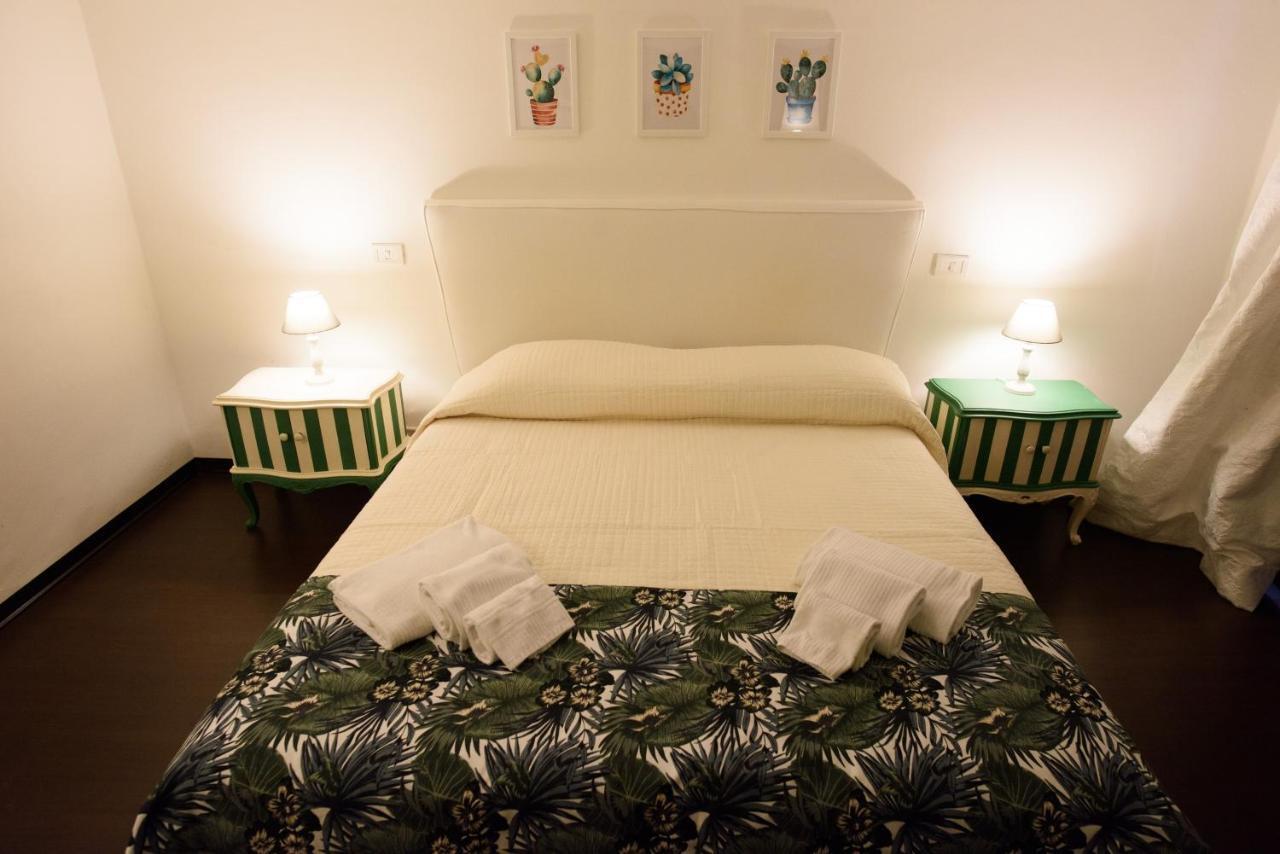 B&B Piccoli Leoni Genua Exteriör bild